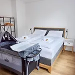 Design Mit Kingsize-betten & Balkon Lägenhet Pforzheim